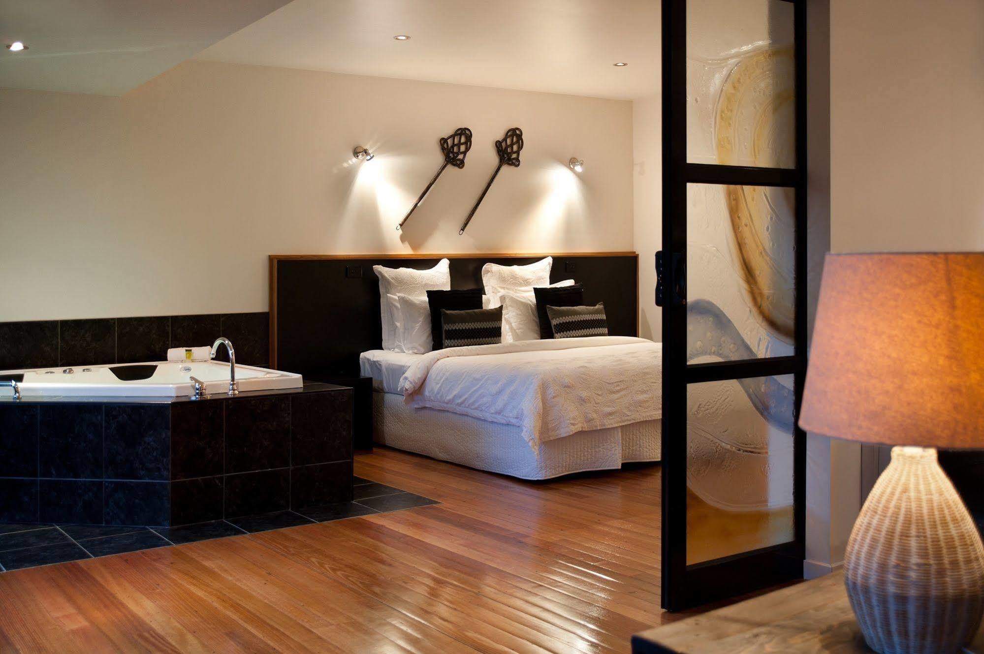 Springs Spa Villa Hepburn Springs Buitenkant foto